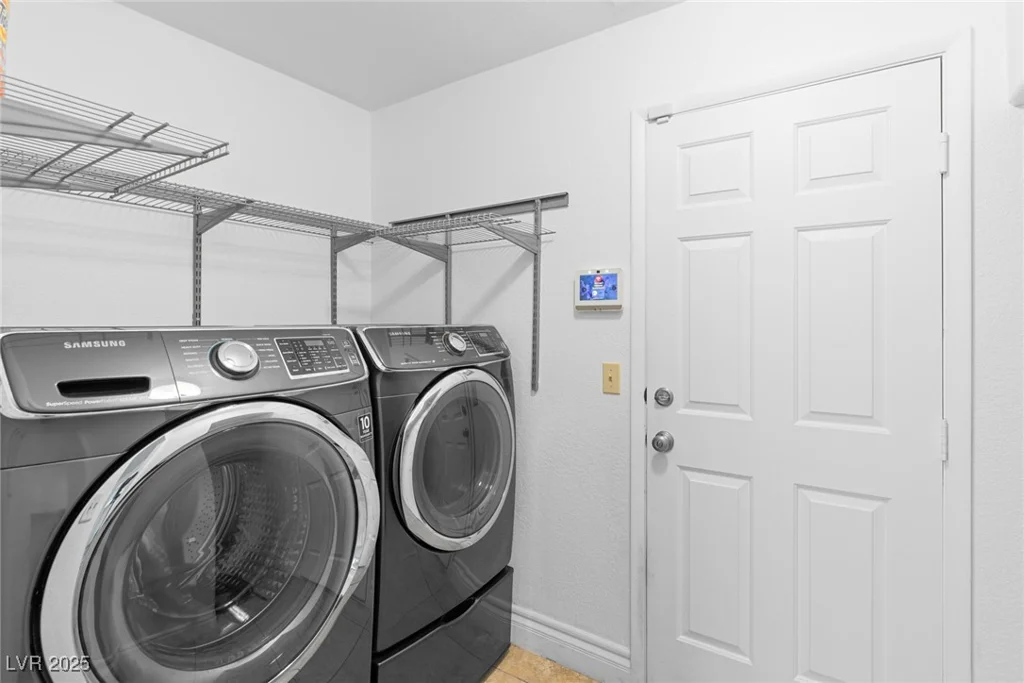 356 Clark, Henderson, NV 89074
