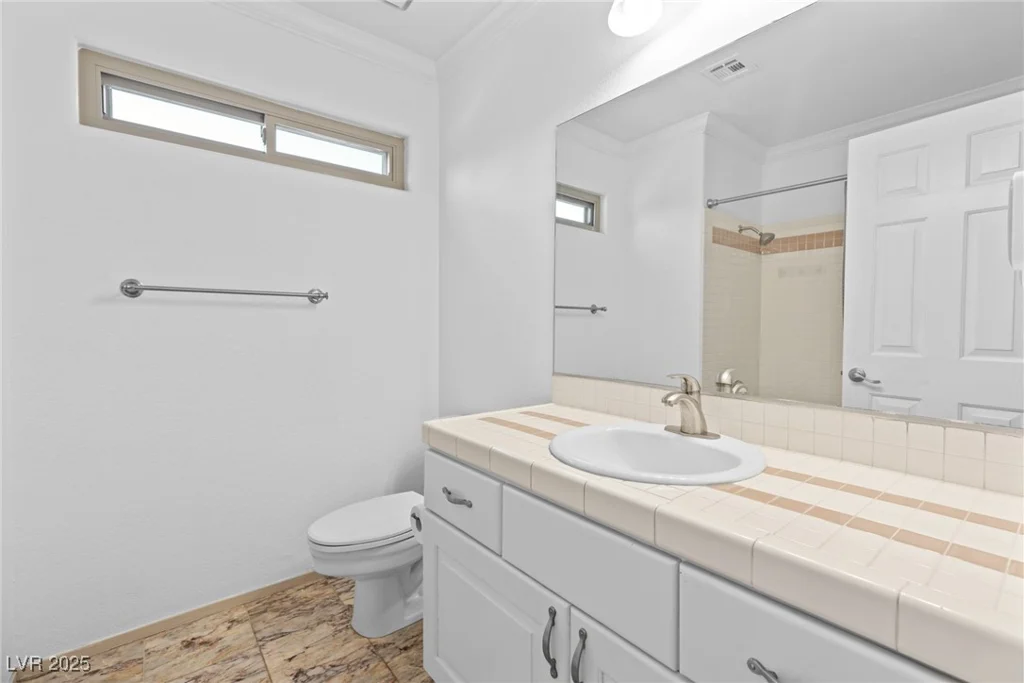 356 Clark, Henderson, NV 89074