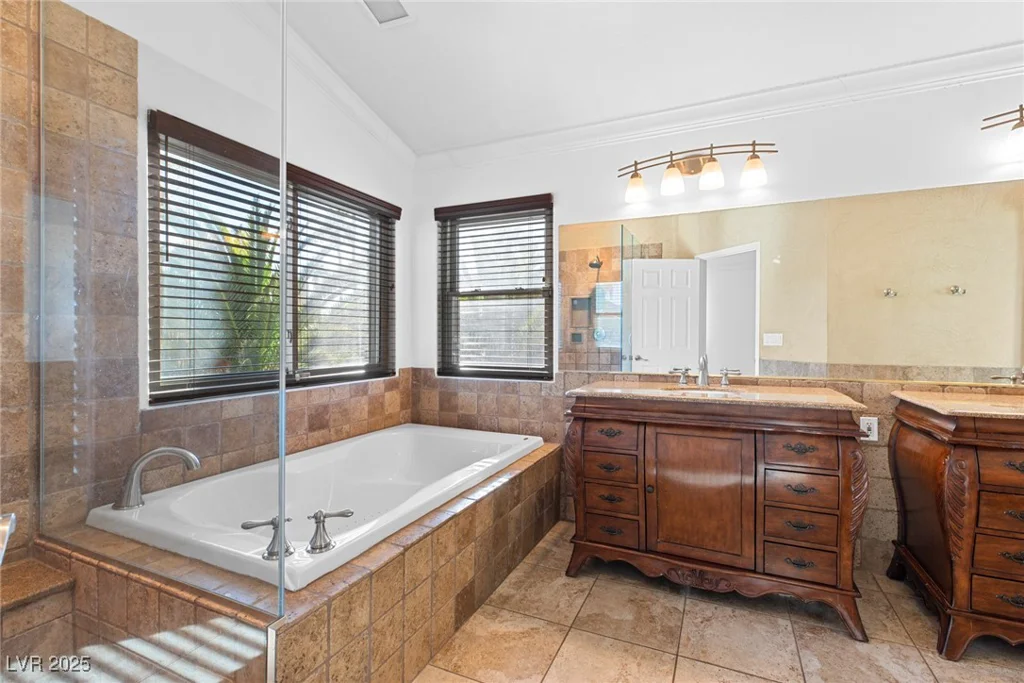 356 Clark, Henderson, NV 89074