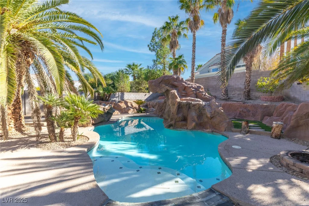 356 Clark, Henderson, NV 89074
