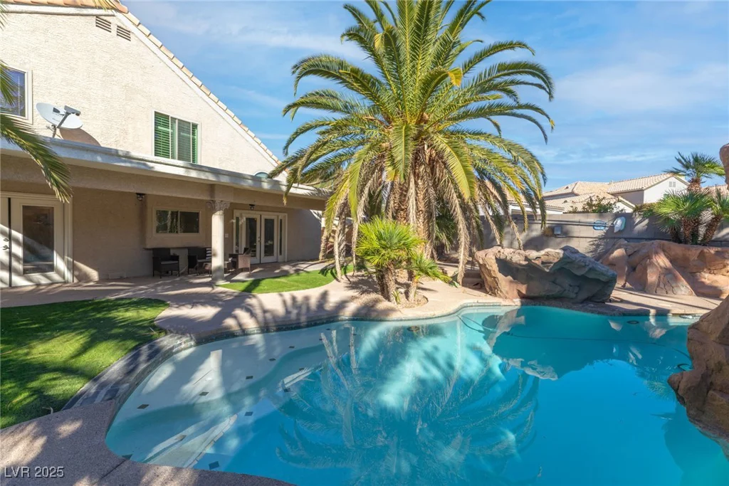 356 Clark, Henderson, NV 89074