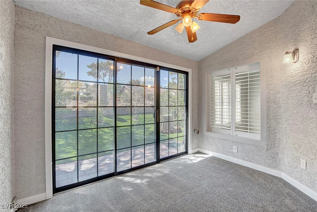 4905 Ocean Shores, Las Vegas, NV 89130