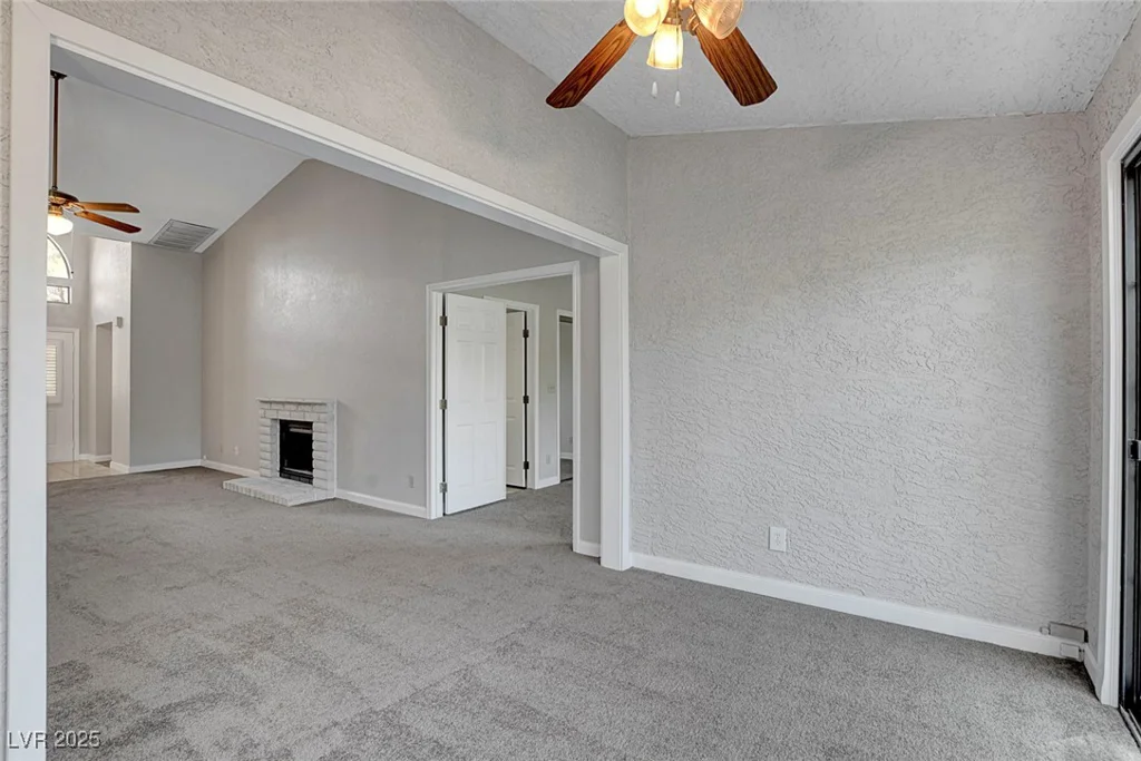 4905 Ocean Shores, Las Vegas, NV 89130