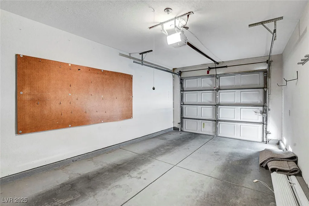 4905 Ocean Shores, Las Vegas, NV 89130