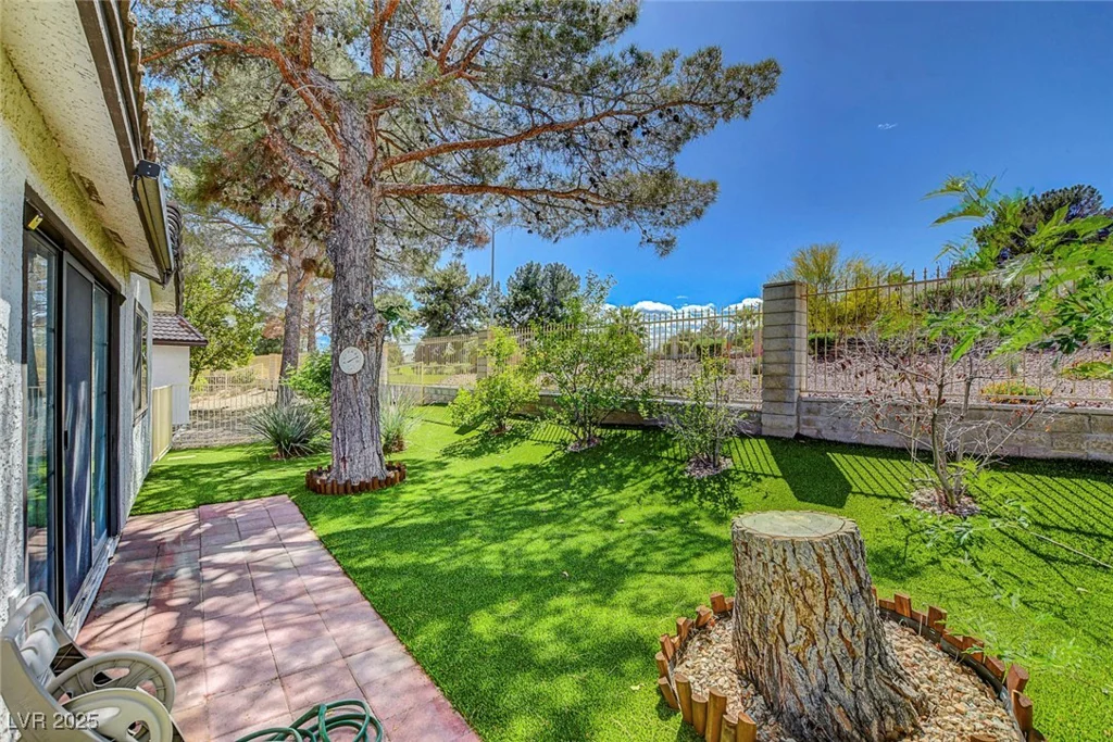 4905 Ocean Shores, Las Vegas, NV 89130