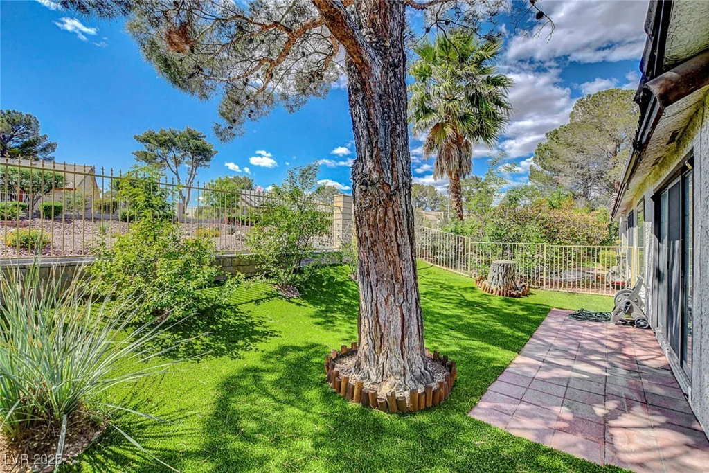 4905 Ocean Shores, Las Vegas, NV 89130