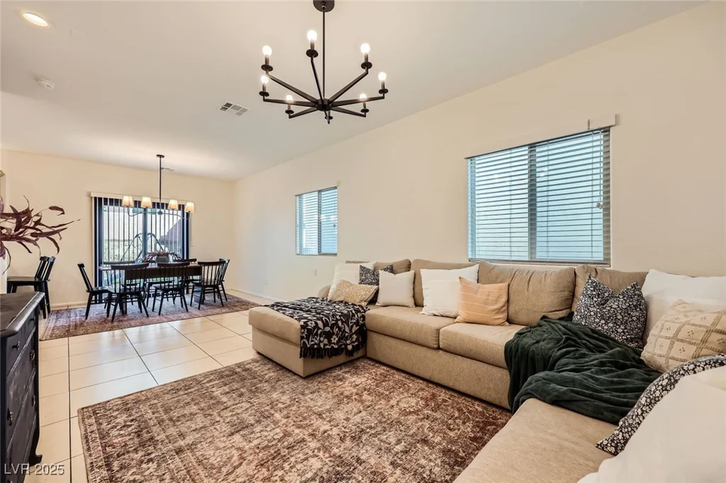 8091 Mosaic Sunrise, Las Vegas, NV 89166