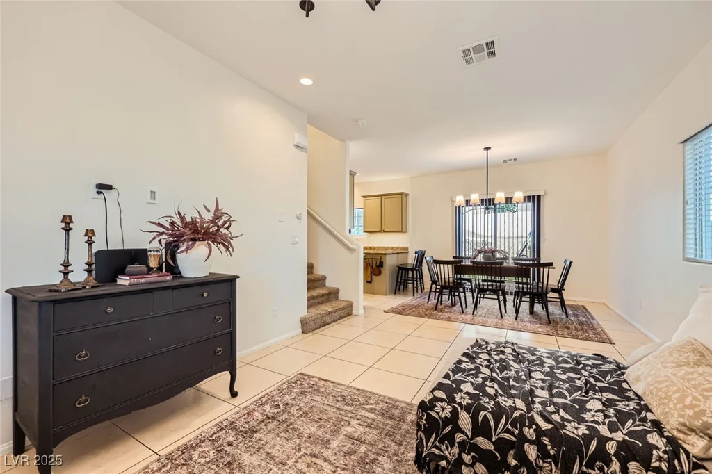 8091 Mosaic Sunrise, Las Vegas, NV 89166
