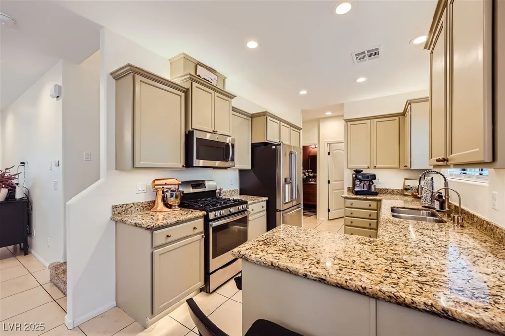 8091 Mosaic Sunrise, Las Vegas, NV 89166