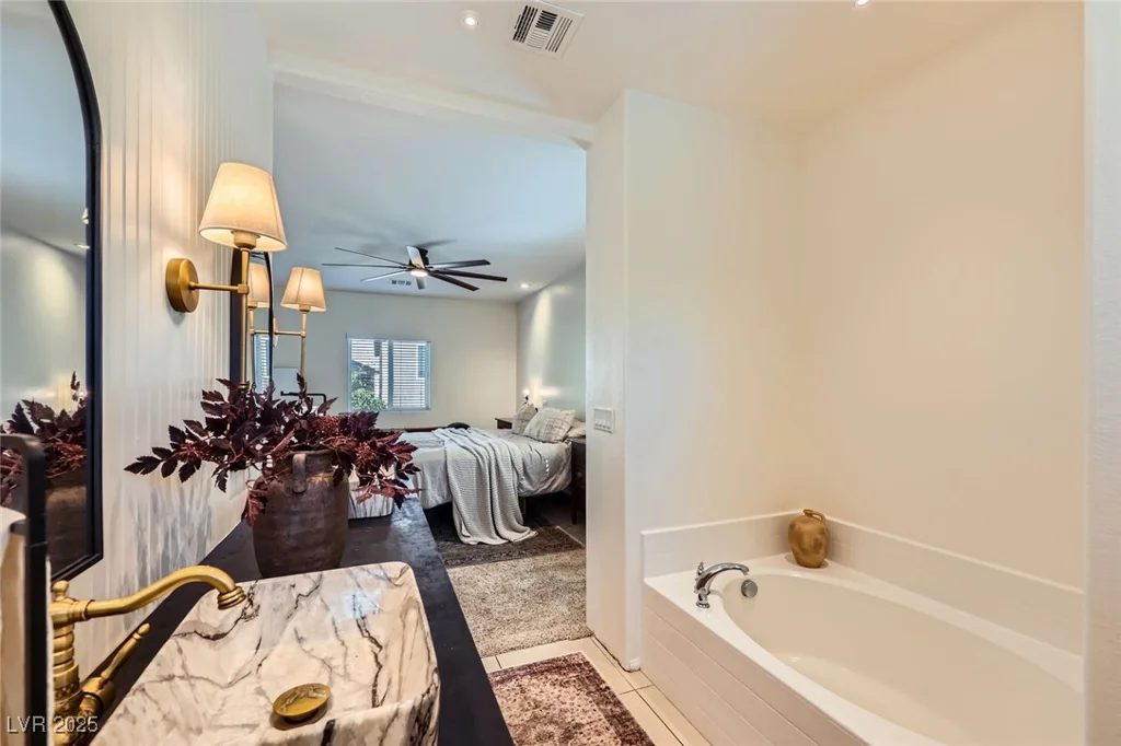 8091 Mosaic Sunrise, Las Vegas, NV 89166