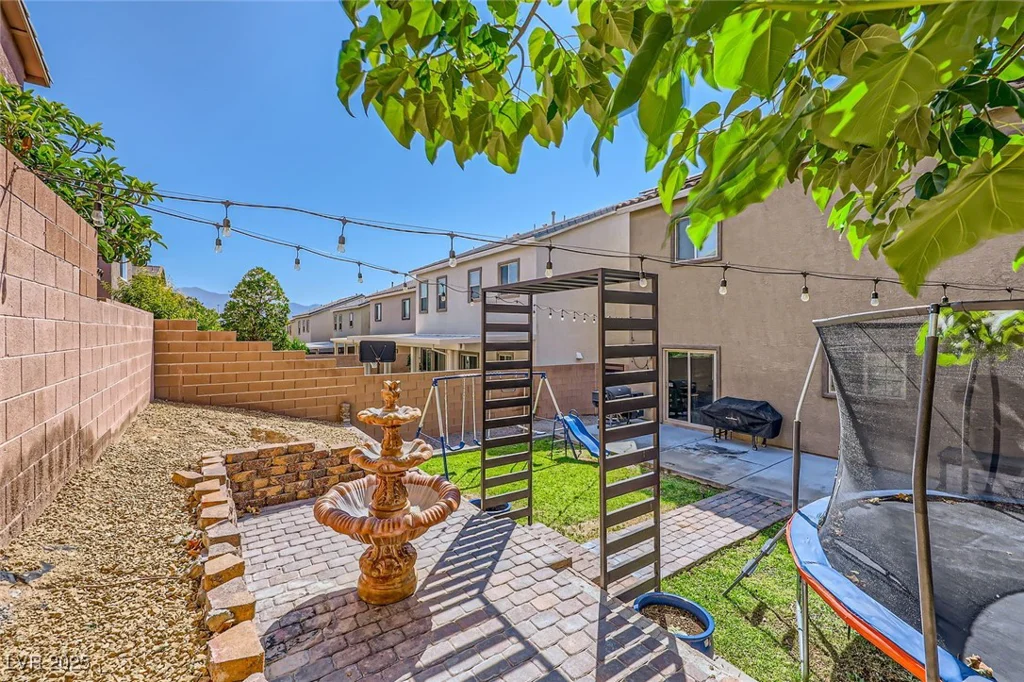 8091 Mosaic Sunrise, Las Vegas, NV 89166
