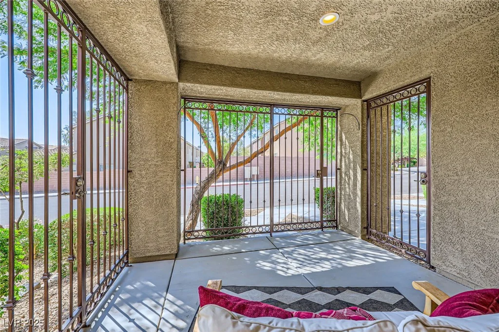 8091 Mosaic Sunrise, Las Vegas, NV 89166