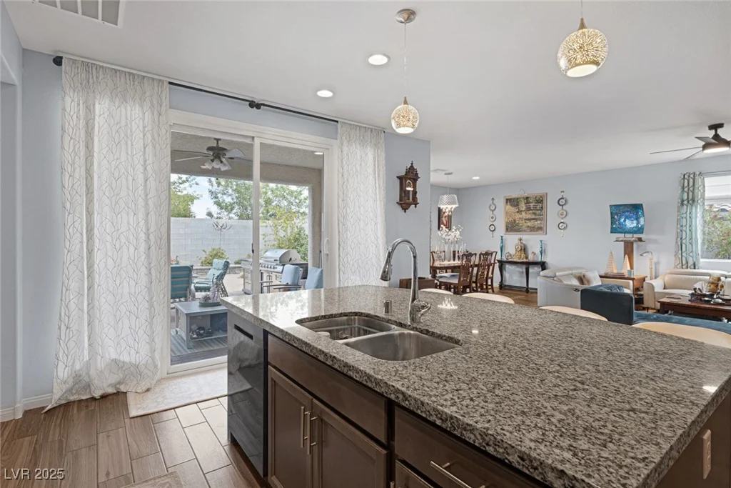 1401 Cattail Falls, Boulder City, NV 89005