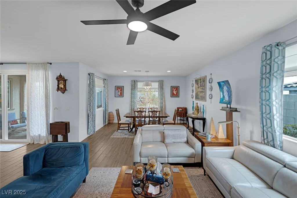 1401 Cattail Falls, Boulder City, NV 89005