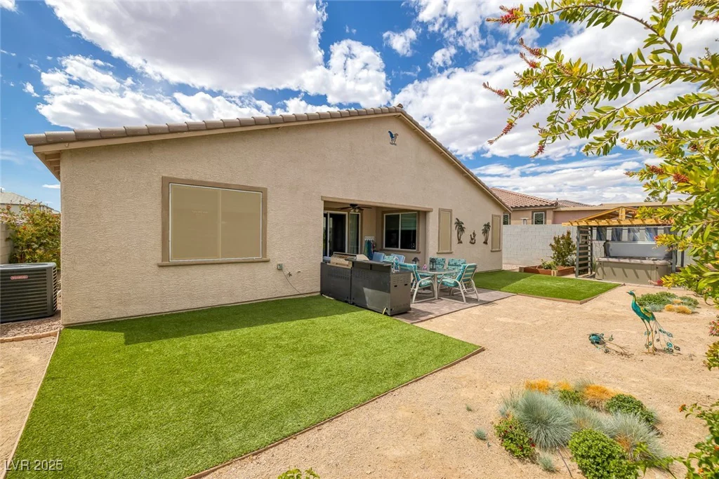 1401 Cattail Falls, Boulder City, NV 89005