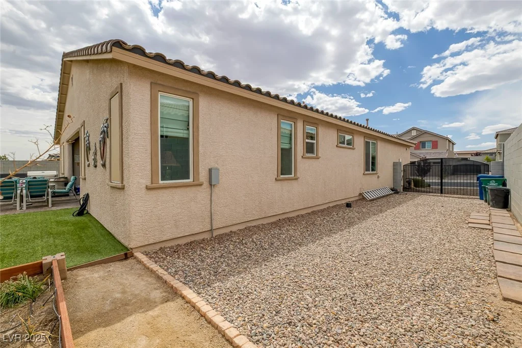 1401 Cattail Falls, Boulder City, NV 89005
