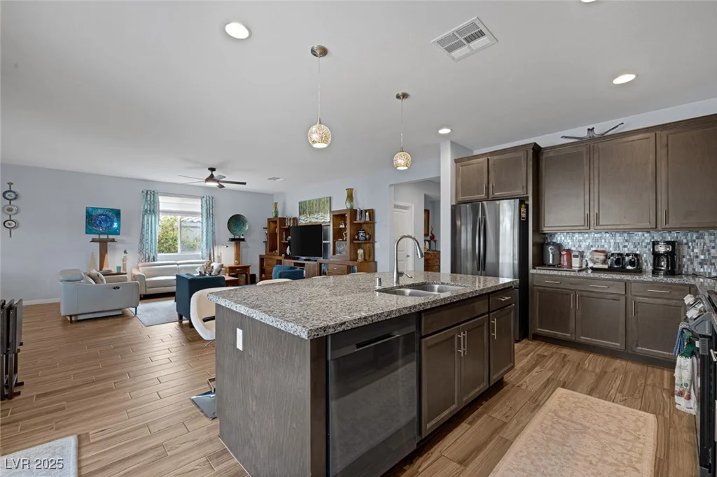 1401 Cattail Falls, Boulder City, NV 89005
