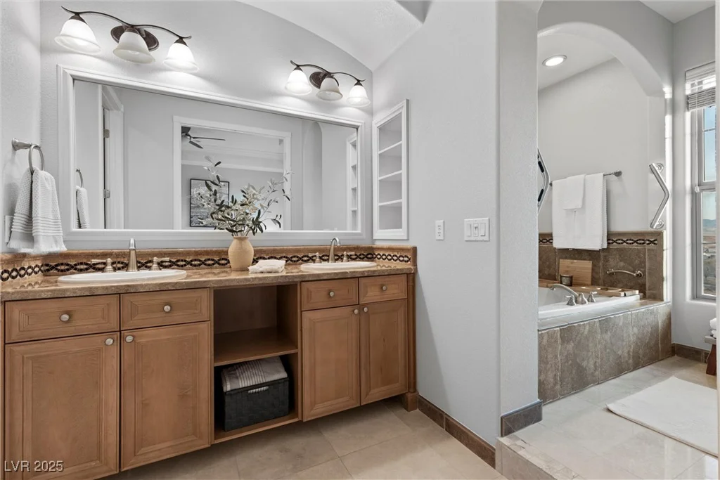 20 Via Visione, Henderson, NV 89011