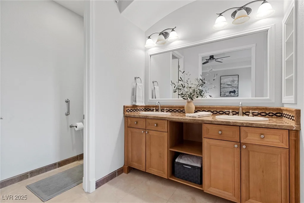 20 Via Visione, Henderson, NV 89011