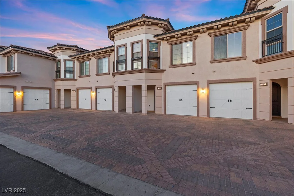 20 Via Visione, Henderson, NV 89011