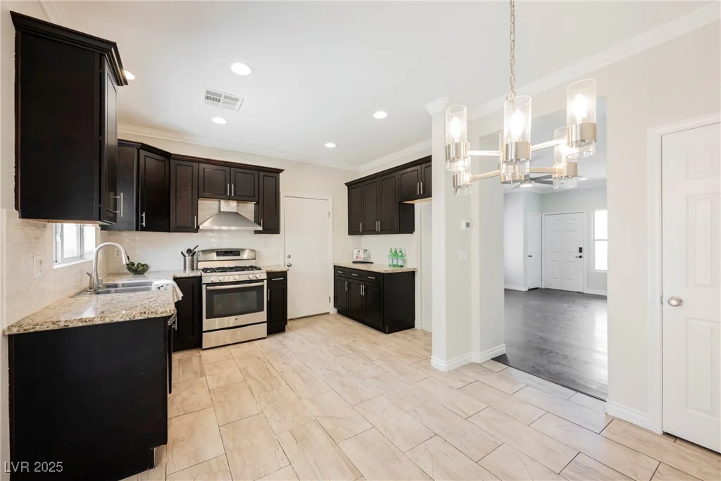 5439 Bradford Pear, Las Vegas, NV 89122