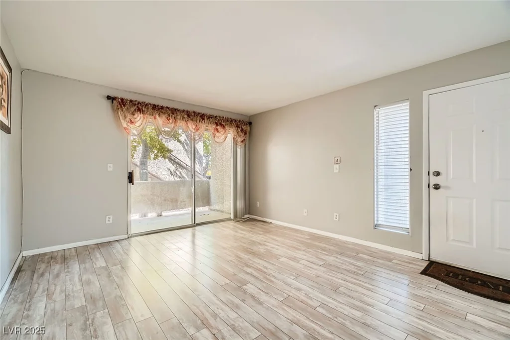 4955 Lindell, Las Vegas, NV 89118
