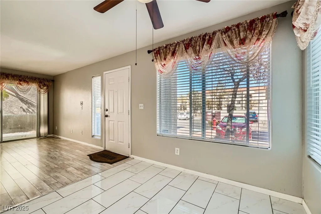 4955 Lindell, Las Vegas, NV 89118