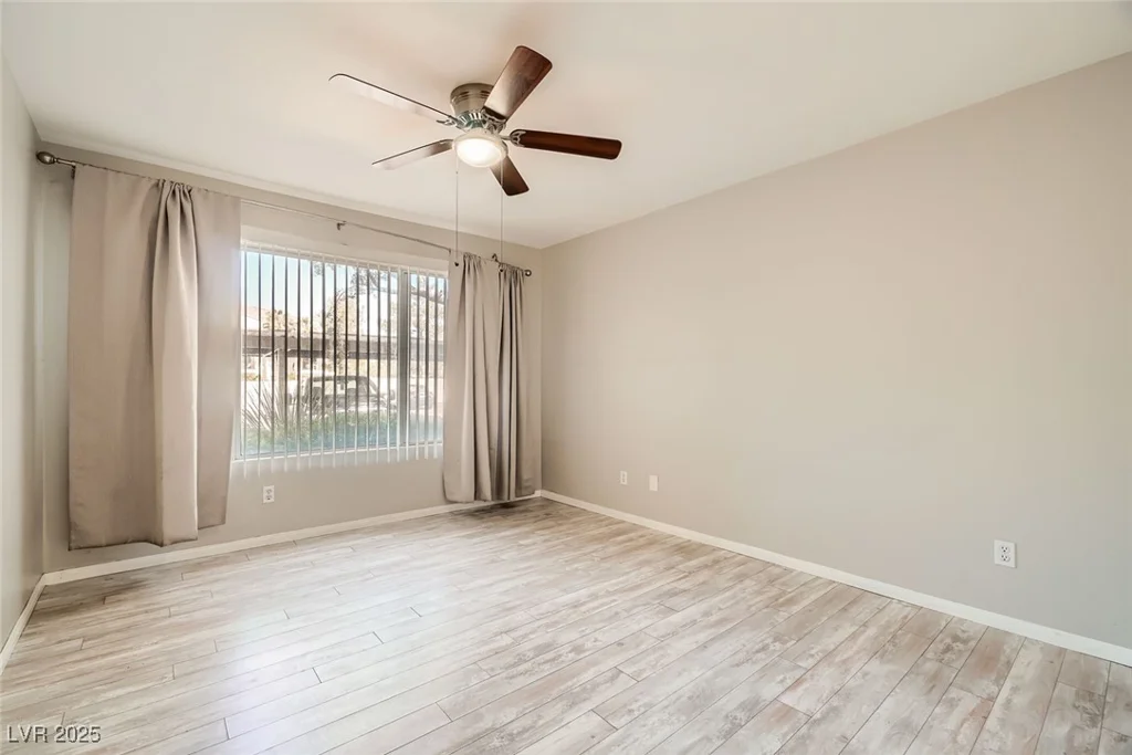 4955 Lindell, Las Vegas, NV 89118