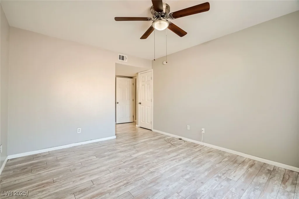 4955 Lindell, Las Vegas, NV 89118