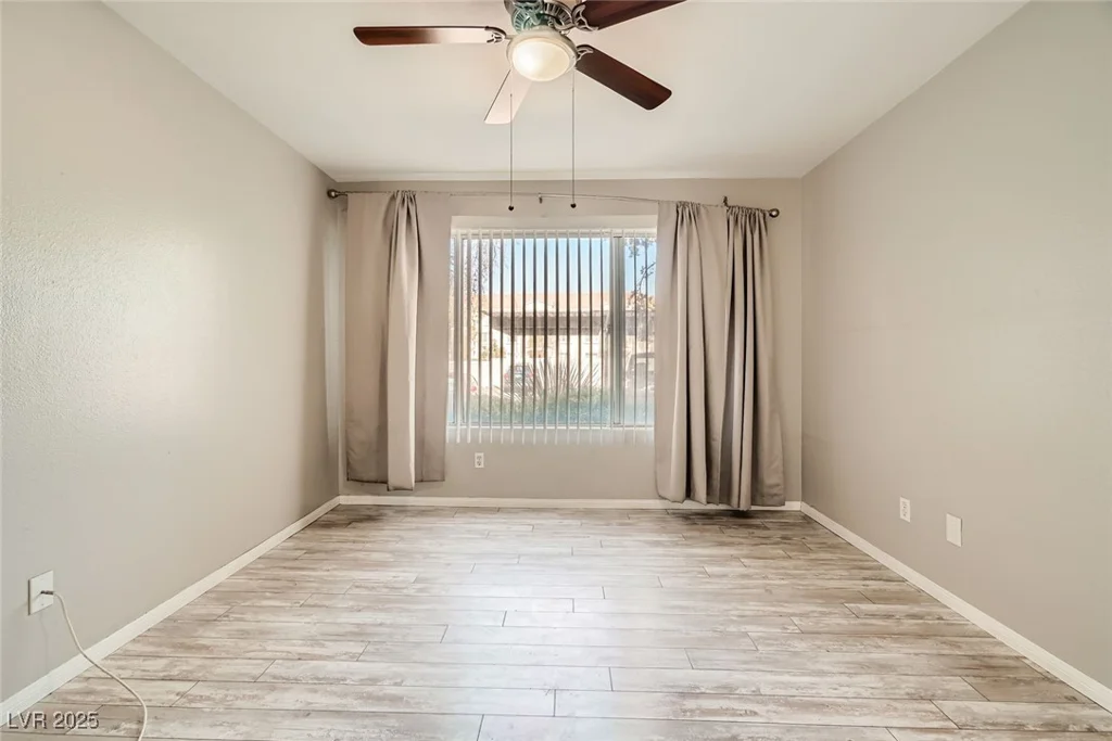 4955 Lindell, Las Vegas, NV 89118