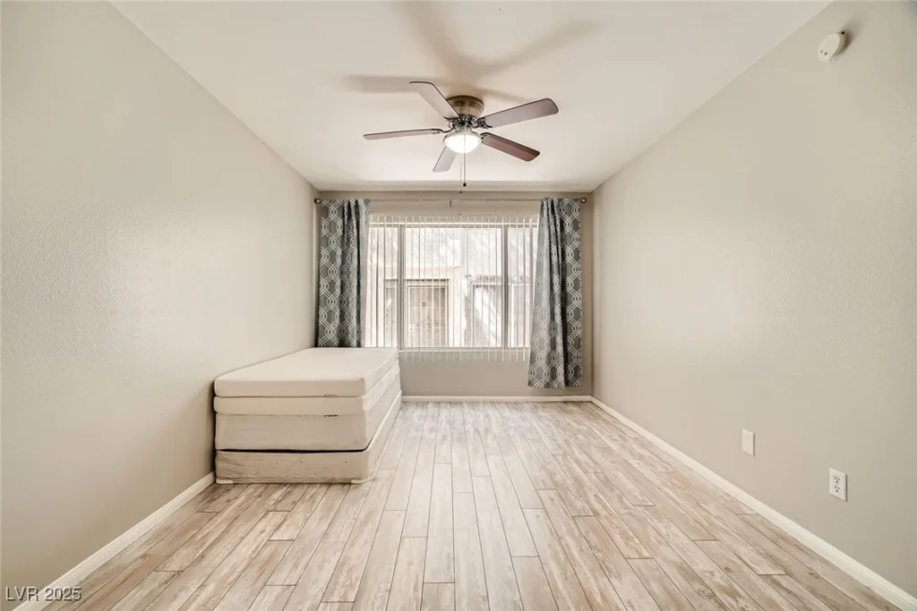 4955 Lindell, Las Vegas, NV 89118