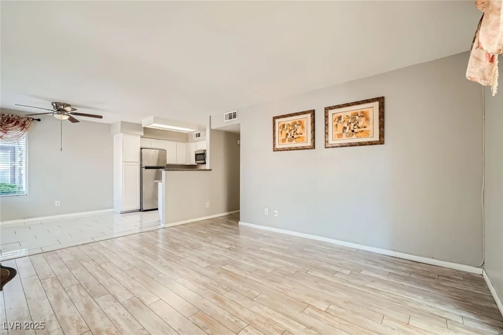 4955 Lindell, Las Vegas, NV 89118