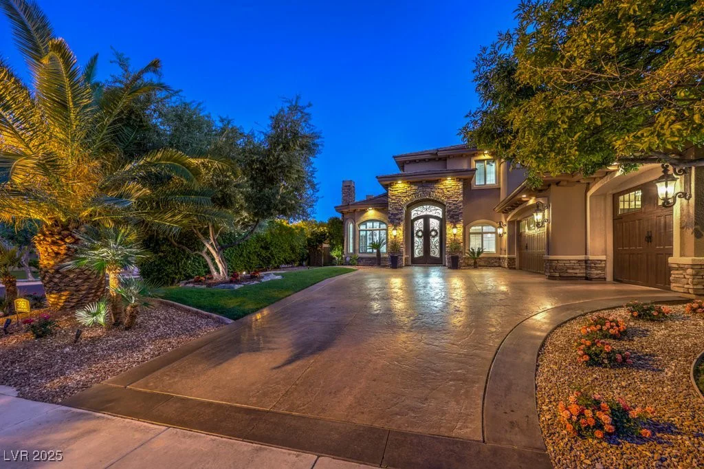 3051 Traverse Creek, Las Vegas, NV 89135