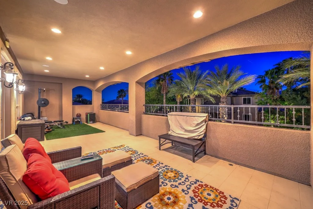 3051 Traverse Creek, Las Vegas, NV 89135
