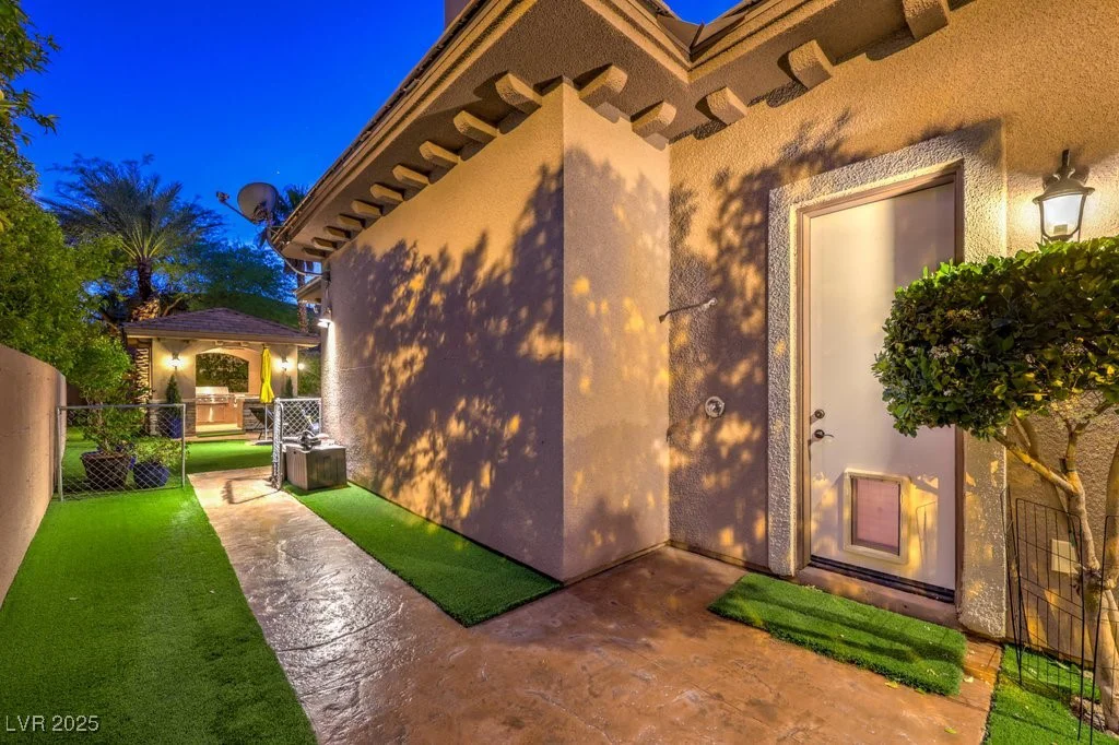 3051 Traverse Creek, Las Vegas, NV 89135