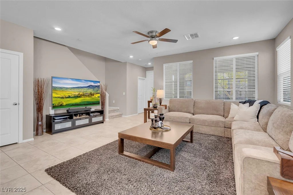 946 Belton Lake, North Las Vegas, NV 89086
