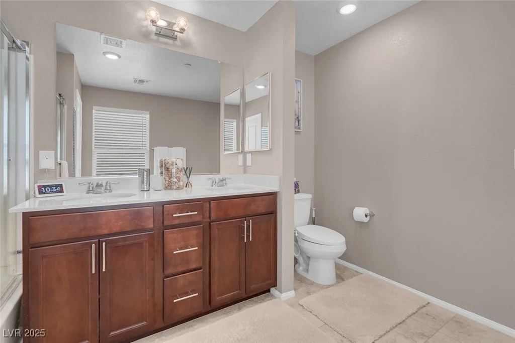 946 Belton Lake, North Las Vegas, NV 89086