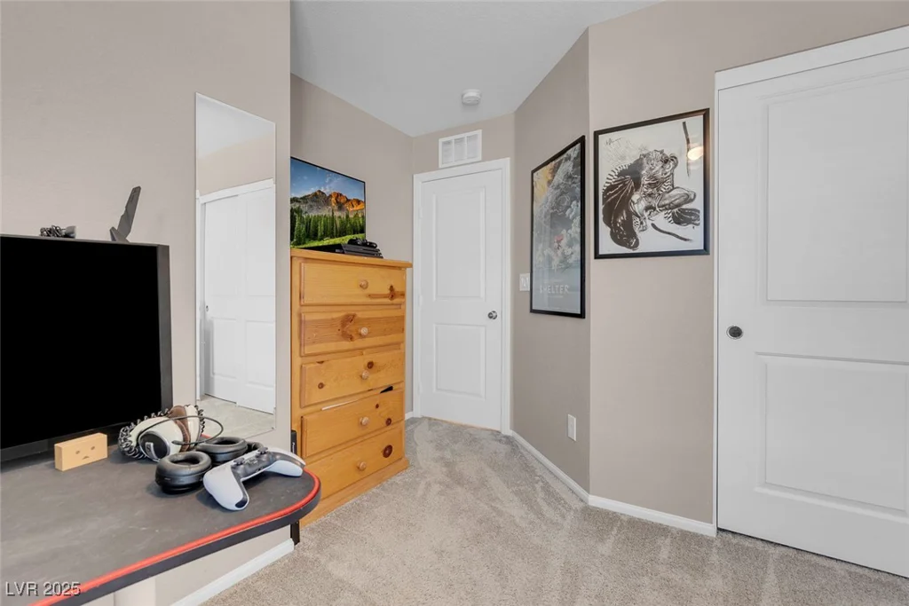 946 Belton Lake, North Las Vegas, NV 89086