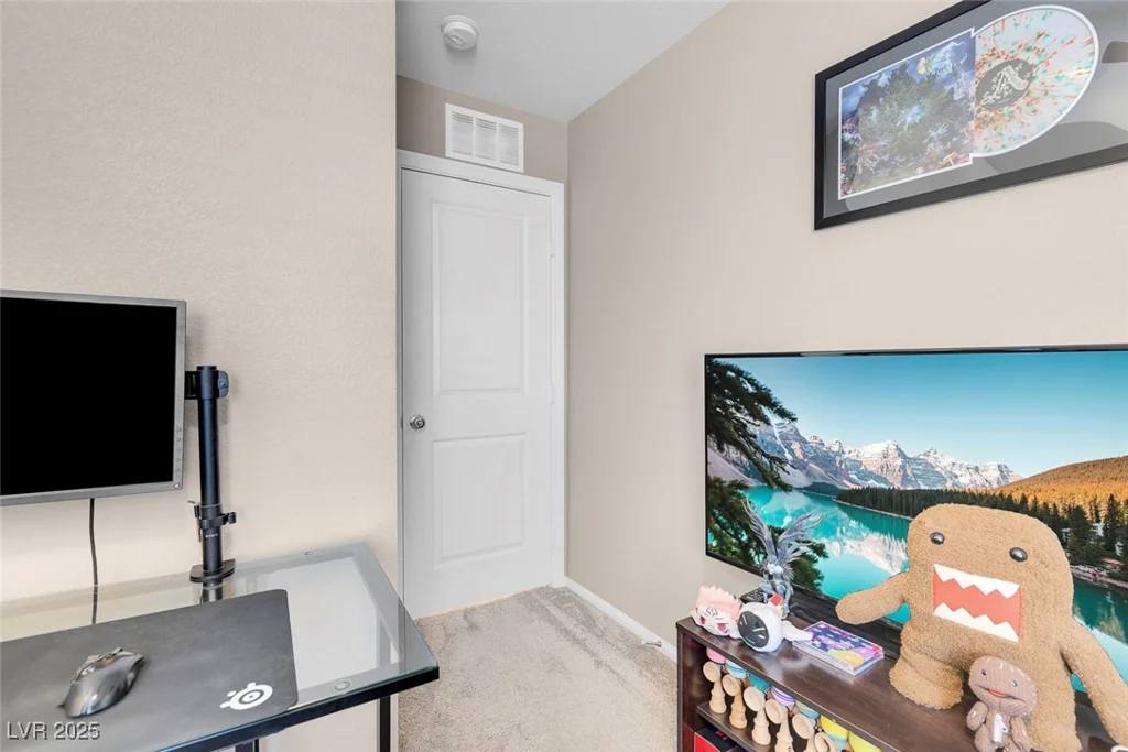 946 Belton Lake, North Las Vegas, NV 89086