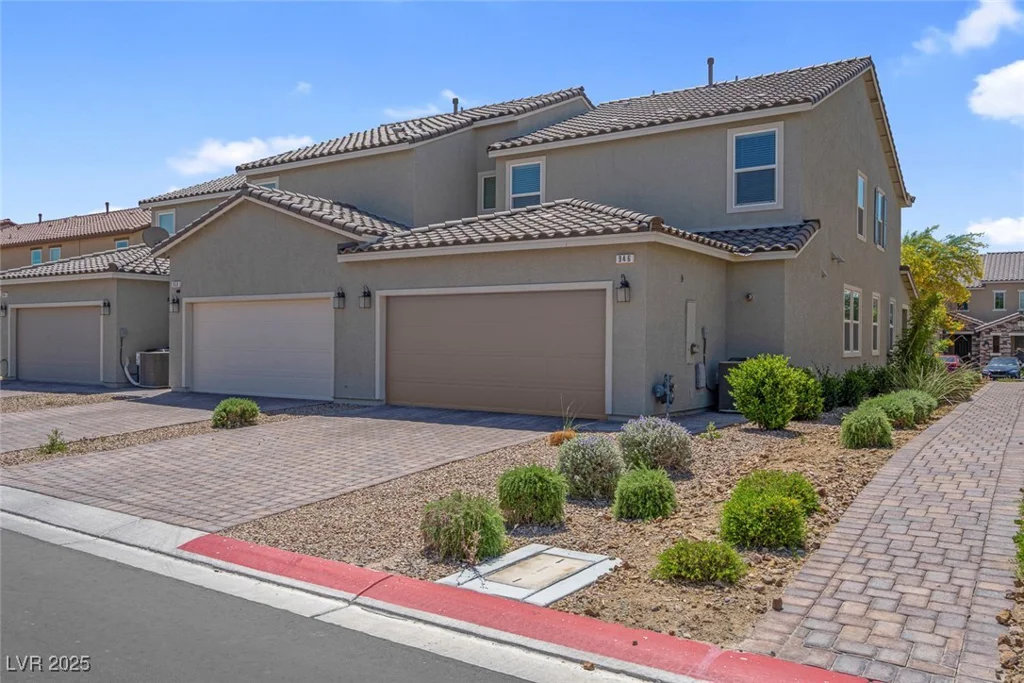 946 Belton Lake, North Las Vegas, NV 89086