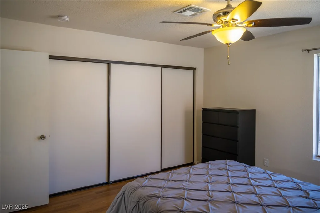 684 Whispering Palms, Las Vegas, NV 89123