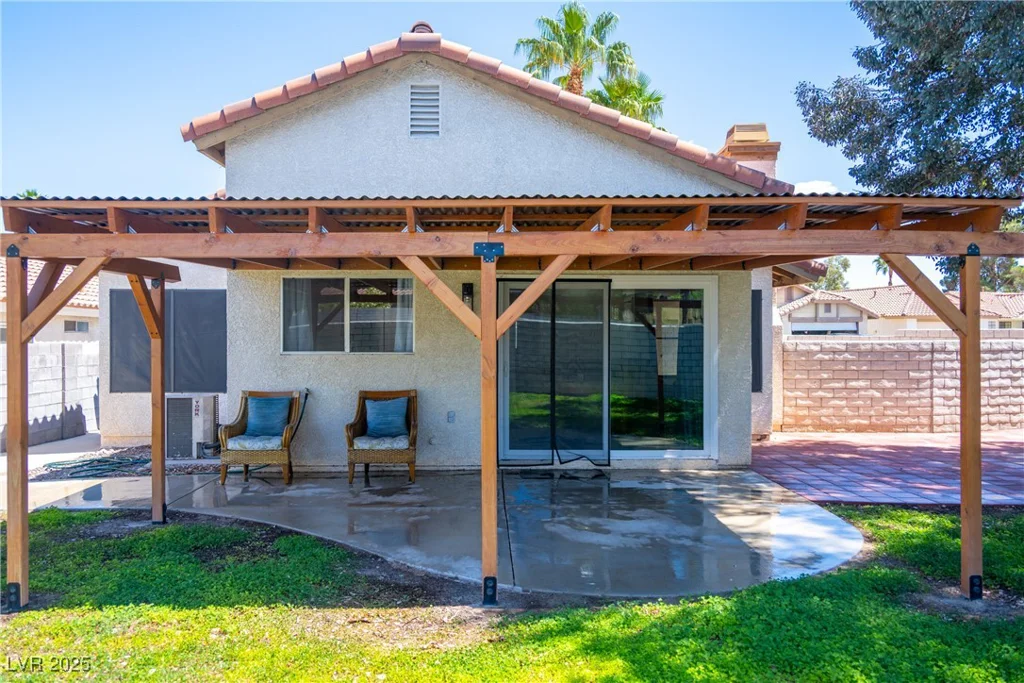 684 Whispering Palms, Las Vegas, NV 89123