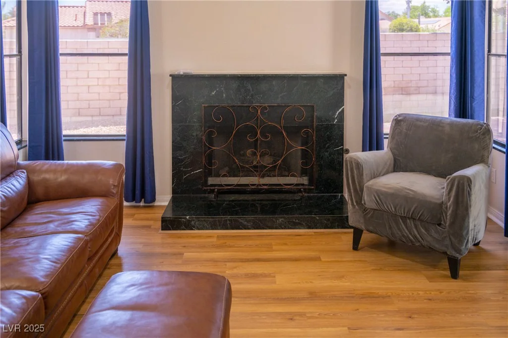 684 Whispering Palms, Las Vegas, NV 89123