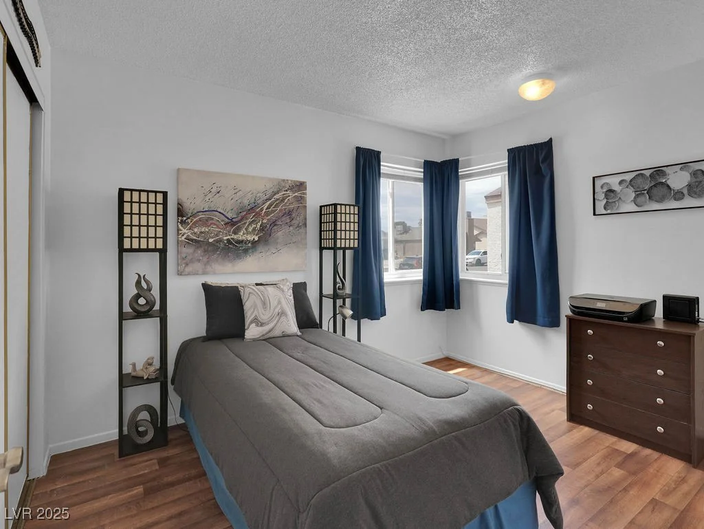 7268 Wichita, Las Vegas, NV 89119
