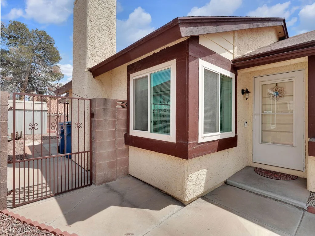 7268 Wichita, Las Vegas, NV 89119