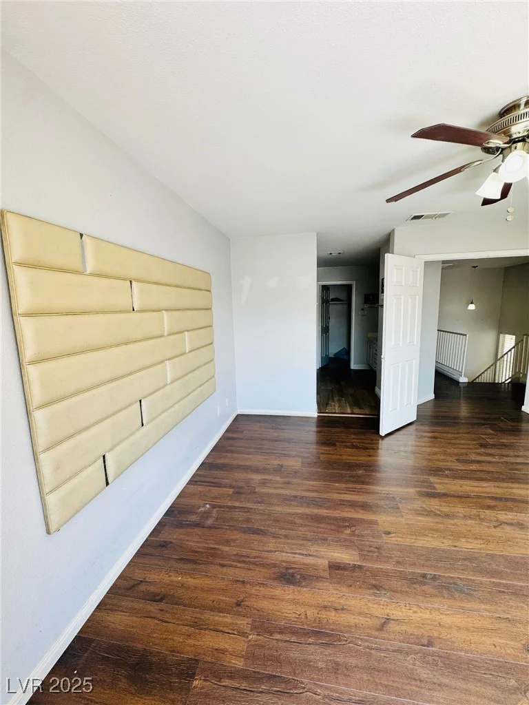 5711 Roundrock, Las Vegas, NV 89142
