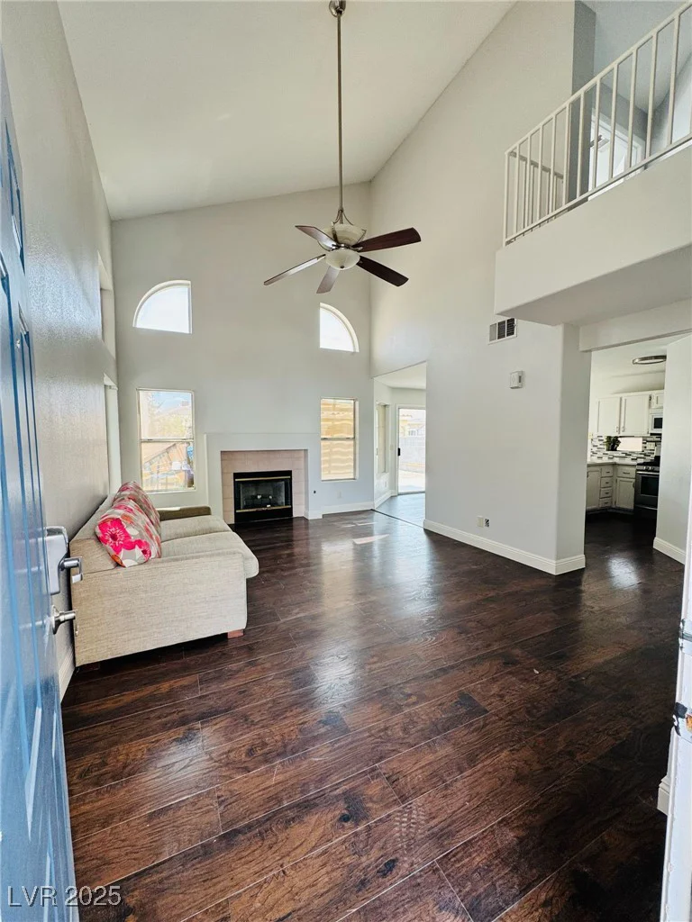 5711 Roundrock, Las Vegas, NV 89142