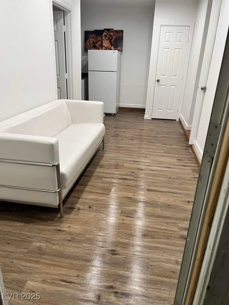 5711 Roundrock, Las Vegas, NV 89142