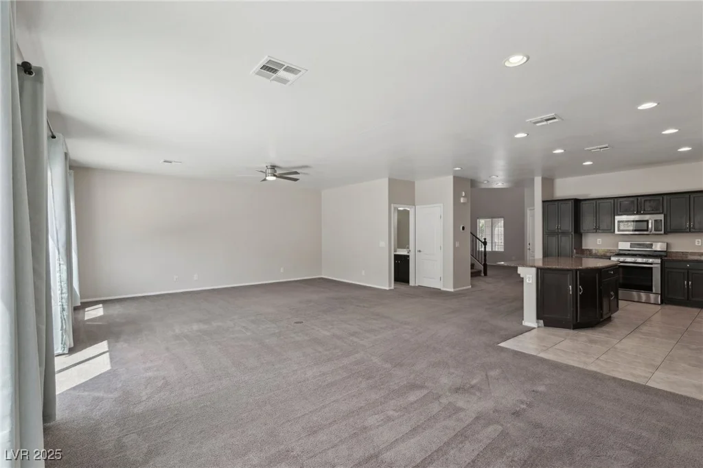 5655 Danforth, Las Vegas, NV 89141