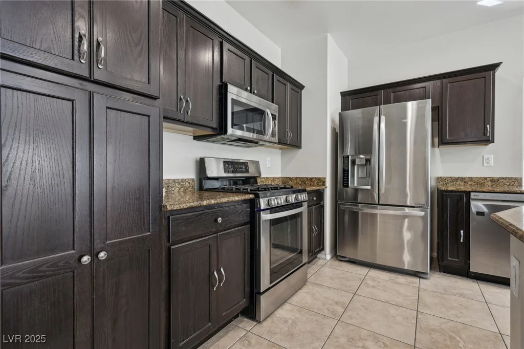 5655 Danforth, Las Vegas, NV 89141